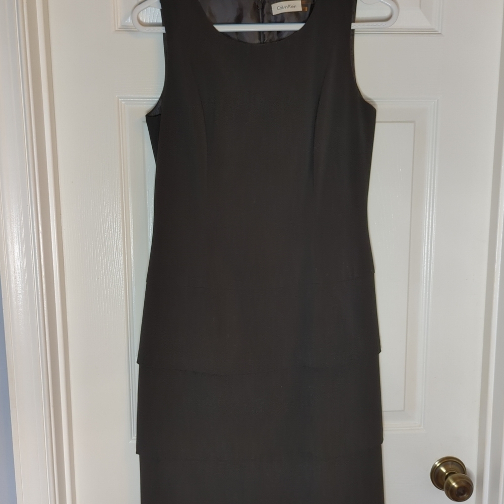 Calvin Klein women's dress size‎ 4 black sleeveless drop waist layered bottom